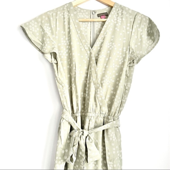 NEW vince camuto sage ditsy floral jumpsuit US 2 - Picture 2 of 8